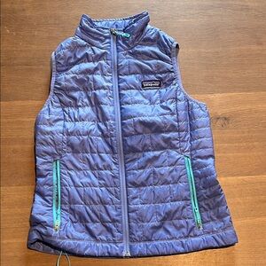 Patagonia Purple Quilted Vest with Teal Accents